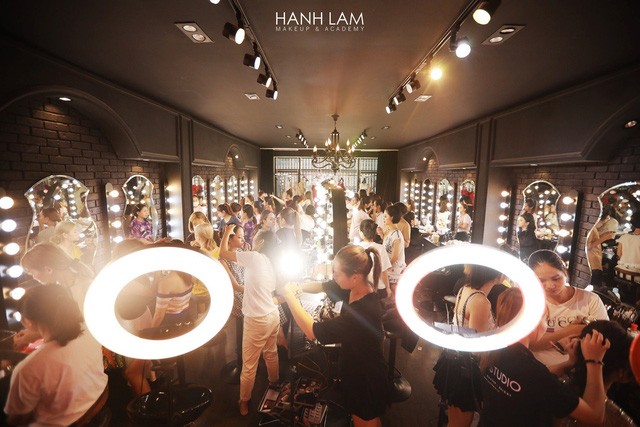 Hạnh Lâm Makeup Academy – Nơi giúp phái đẹp tự tin tỏa sáng - Ảnh 3. Hạnh Lâm Makeup Academy – Nơi giúp phái đẹp tự tin tỏa sáng - Ảnh 3.