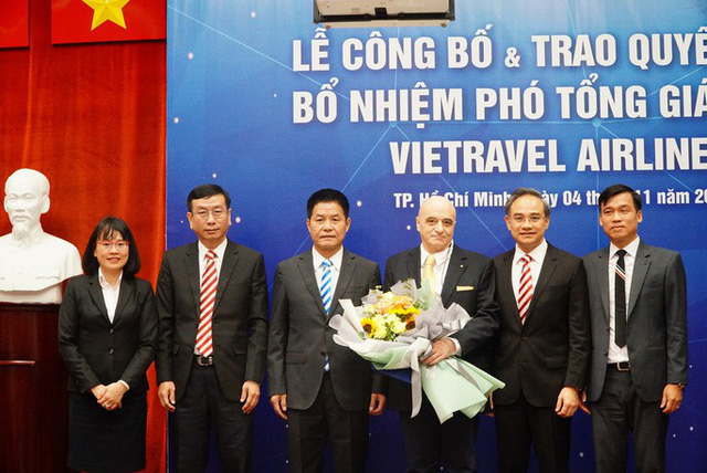 Vietravel Airlines bổ nhiệm phi công người Ý làm Phó Tổng Giám đốc - Ảnh 1. Vietravel Airlines bổ nhiệm phi công người Ý làm Phó Tổng Giám đốc - Ảnh 1.