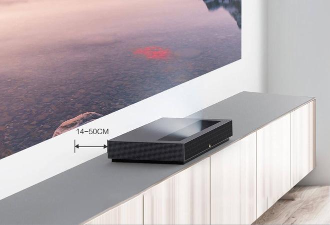 Xiaomi ra mắt máy chiếu Fengmi 4K Cinema Pro: 150 inch, độ sáng 2400 ANSI lumen, giá 41.5 triệu đồng - Ảnh 3. Xiaomi ra mắt máy chiếu Fengmi 4K Cinema Pro: 150 inch, độ sáng 2400 ANSI lumen, giá 41.5 triệu đồng - Ảnh 3.