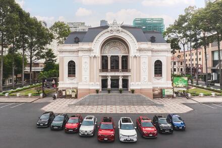 Tiếp tục phá kỷ lục, VinFast áp sát mốc 150.000 ô tô bán ra thị trường