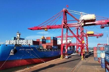 Kim ngạch xuất nhập khẩu Việt Nam - Singapore đạt gần 40 tỷ SGD