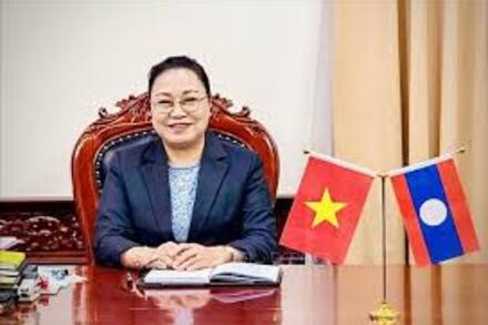 Đại sứ Khamphao Ernthavanh: Tạo xung lực mạnh mẽ cho quan hệ Việt Nam - Lào trong giai đoạn mới