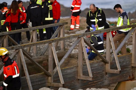 Sập cầu đi bộ ở Tây Ban Nha khiến 5 người thiệt mạng