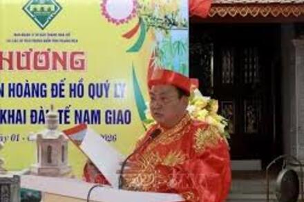 Dâng hương tưởng niệm Thánh Nguyên Hoàng đế Hồ Quý Ly