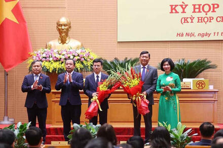 Thủ tướng phê chuẩn kết quả bầu hai Phó Chủ tịch UBND TP. Hà Nội