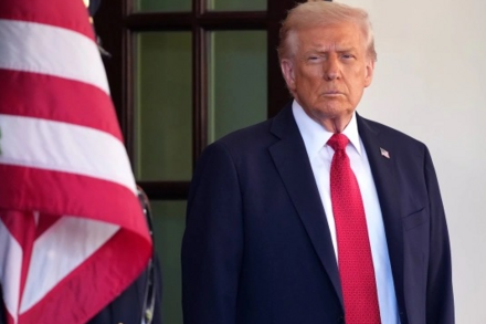 Tổng thống Donald Trump: Mỹ, Iran sẽ hoàn tất thỏa thuận trong “vài giờ tới”