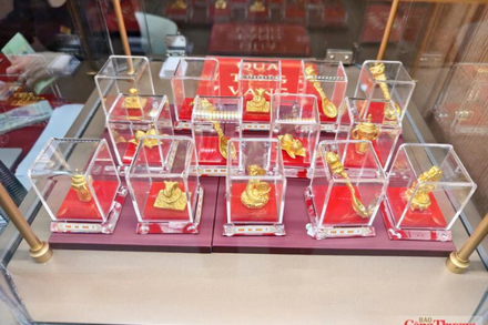 Giá vàng hôm nay (15/7): Đảo chiều phục hồi