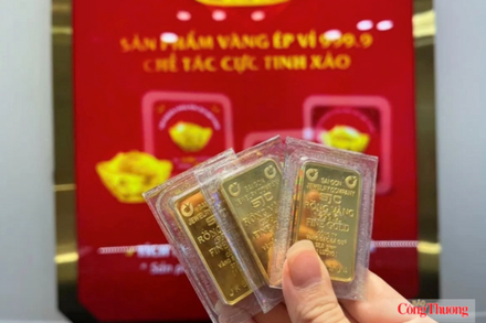 Giá vàng hôm nay 23/7: Vàng miếng 'bốc hơi' tới 1,4 triệu đồng