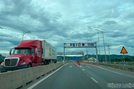 Thu phí gần 30 tỷ đồng cao tốc Bắc - Nam từ Hà Tĩnh đến Quảng Trị