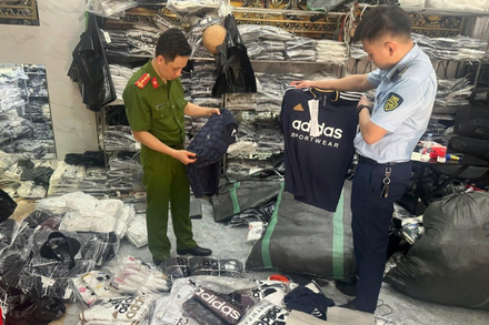 Hà Nội: Tăng kiểm soát vận chuyển hàng hóa không rõ nguồn gốc