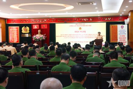 Công an TP Hà Nội triển khai phương án bảo đảm trật tự, an toàn giao thông trên địa bàn