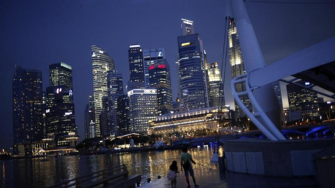 Các hãng điện Singapore có nguy cơ đóng cửa vì khủng hoảng năng lượng