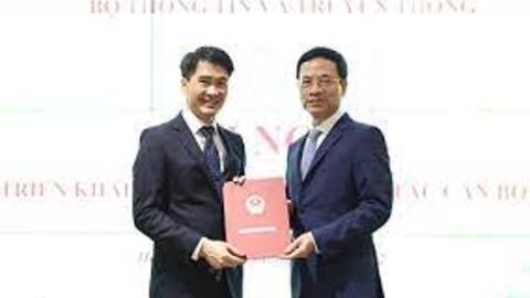 Công bố quyết định nhân sự ở Bộ Thông tin và Truyền thông