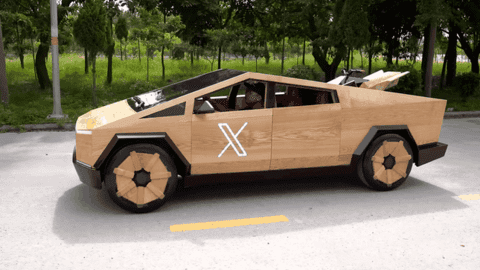 Bản sao xe bán tải Tesla qua tay thợ điêu khắc Việt