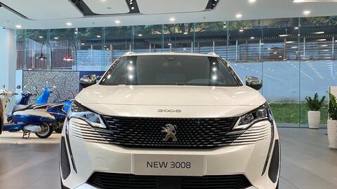 Peugeot 3008 giảm giá gần 140 triệu tại đại lý: Bản rẻ nhất còn hơn 800 triệu, dễ cạnh tranh CX-5, Forester
