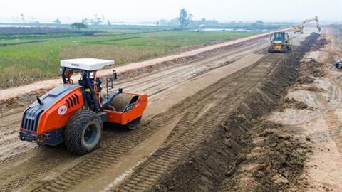 Đẩy nhanh tiến độ thi công đường Vành đai 4-Vùng Thủ đô trên địa phận Hà Nội