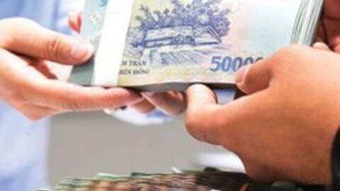 Có được rút tiền tiết kiệm bằng ngoại tệ?