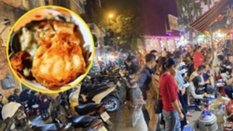 Hàng xôi "bí ẩn" nhất Hà Nội bất ngờ trở lại: Chơi "trốn tìm" với khách mà lần nào mở cũng đông nghịt