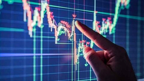 Tỷ giá bất ngờ "nóng" trở lại tác động thế nào đến thị trường chứng khoán?