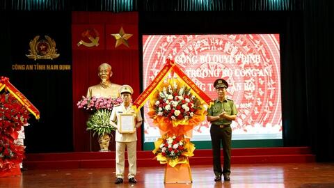 Đại tá Nguyễn Hữu Mạnh được bổ nhiệm làm Giám đốc Công an tỉnh Nam Định
