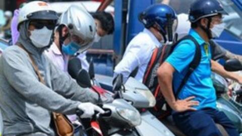 Bộ Y tế khuyến cáo người dân hạn chế ra ngoài ngày nắng nóng