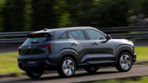Top 10 ô tô bán chạy nhất tháng 3/2024: Toyota lấy lại phong độ, 1 xe "lạ" bất ngờ "ẵm" top 3