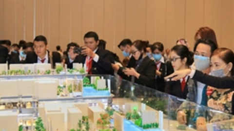 Cuộc đua tuyển nhân sự bất động sản bắt đầu được "hâm nóng"