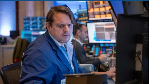 Chứng khoán Mỹ chìm trong sắc đỏ, Dow Jones có phiên giảm tồi tệ nhất kể từ đầu năm với hơn 600 điểm bị thổi bay: Doanh thu bom tấn của Nvidia không đủ kéo thị trường