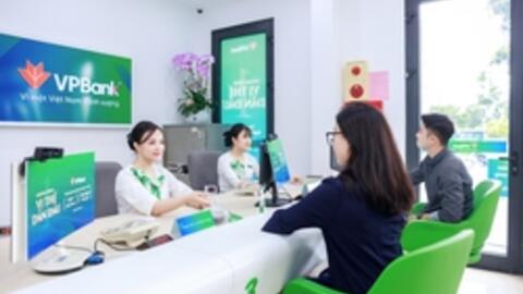 Tăng mạnh 2 lần chỉ trong nửa tháng, lãi suất tiết kiệm tại VPBank hiện cao nhất là bao nhiêu?