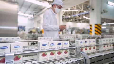 Nhiều người liên tục mua cổ phiếu Vinamilk
