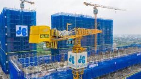 Cùng báo lãi đột biến quý 2, tăng cả nghìn % so với cùng kỳ, HBC "cháy hàng" còn VOS quay đầu giảm sâu