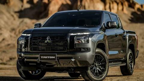 Khách Việt đang chờ Mitsubishi Triton 2024 có thể thích bản mới này: Giá quy đổi 720 triệu đồng, nhiều chi tiết màu tối thể thao