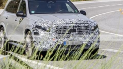 Mercedes-Maybach GLS 2026 bị bắt gặp chạy thử: Lộ gần hết chi tiết, thay đổi bên ngoài không đáng kể, dự kiến thêm màn hình cho ghế phụ
