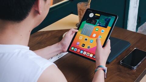 Apple chia sẻ cách sạc iPad nhanh hơn: Có thể sẽ không cần dùng đến bộ sạc chuẩn hãng?