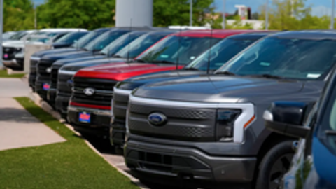 Xe điện trở thành nỗi ám ảnh của Ford: Cứ bán là lỗ, nguy cơ sắp ‘bỏ biển’ 1,9 tỷ USD, kế hoạch ra mắt dòng bán tải mới bị lùi 18 tháng