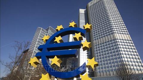 ECB: Lạm phát chưa thể trở lại ngưỡng mục tiêu 2%