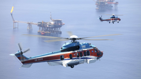 Đội trực thăng Super Puma của Tổng công ty Trực thăng Việt Nam đạt 75.000 giờ bay
