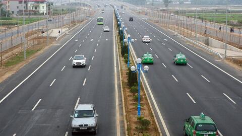 Hà Nội: Phê duyệt 2 tuyến đường rộng 68m và 40m