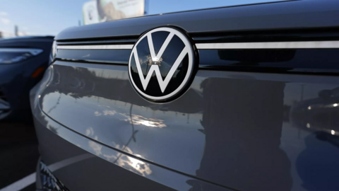"Volkswagen giống một thây ma do chính sách sai lầm của EU"