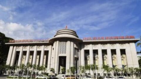 Ngân hàng Nhà nước giảm mạnh giá bán USD