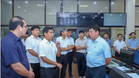 Tổng Giám đốc EVN Nguyễn Anh Tuấn kiểm tra công tác khắc phục sự cố lưới điện bị ảnh hưởng bởi bão và mưa lũ tại Tuyên Quang, Lào Cai