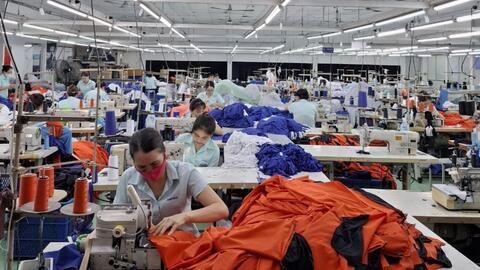 Lao động nữ nuôi con nhỏ được hưởng những "đặc quyền" nào?