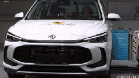 Đây là lý do MG ZS đời mới chờ về Việt Nam chỉ được 4 sao ANCAP: Không có túi khí giữa, phanh lùi khẩn cấp còn cần cải thiện