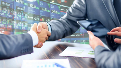 Những thương vụ bán vốn ngoại có thể xuất hiện ở ngành ngân hàng trong năm 2025