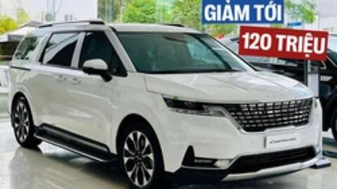 Kia Carnival dọn kho bản máy xăng, giảm giá 120 triệu tại đại lý: Giá thực tế còn 1,639 tỷ đồng, khách mua phải đánh đổi bằng mẫu mã