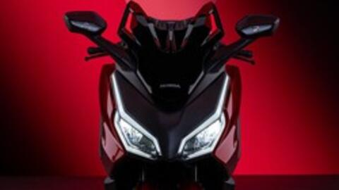 Honda ra mắt xe tay ga phân khối lớn, động cơ mạnh mẽ, kiểu dáng thể thao