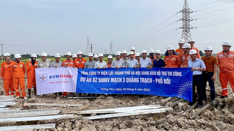 Hơn 1.500 kỹ sư, công nhân các tổng công ty điện lực hỗ trợ thi công dự án đường dây 500kV mạch 3