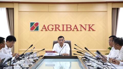Agribank tăng tốc chặng cuối 2025, kiến tạo xung lực phát triển