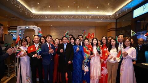 Thủ tướng Phạm Minh Chính tới Nam Phi tham dự G20