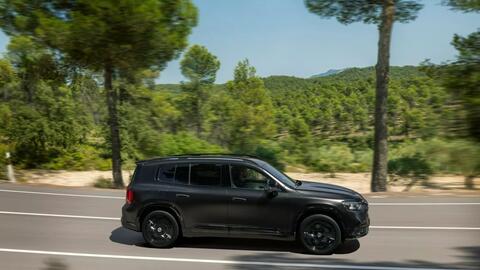 Mercedes-Benz GLB 2026 ra mắt, giá quy đổi từ 1,84 tỷ đồng